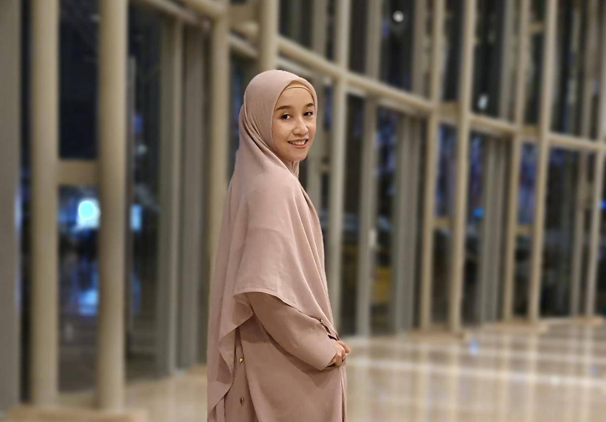 Murni Nurani Atmawati yang menderita penyakit mental.jpeg