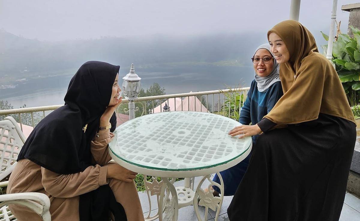 Murni Nurani Atmawati yang menderita penyakit mental.jpeg