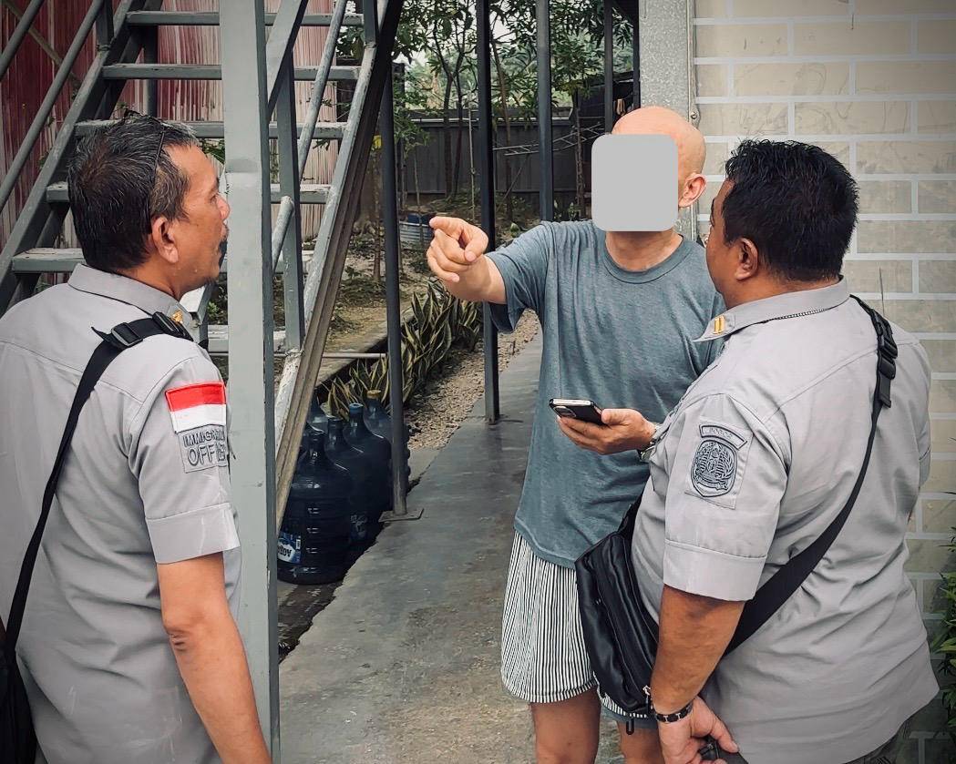 Orang asing Imigrasi.jpg