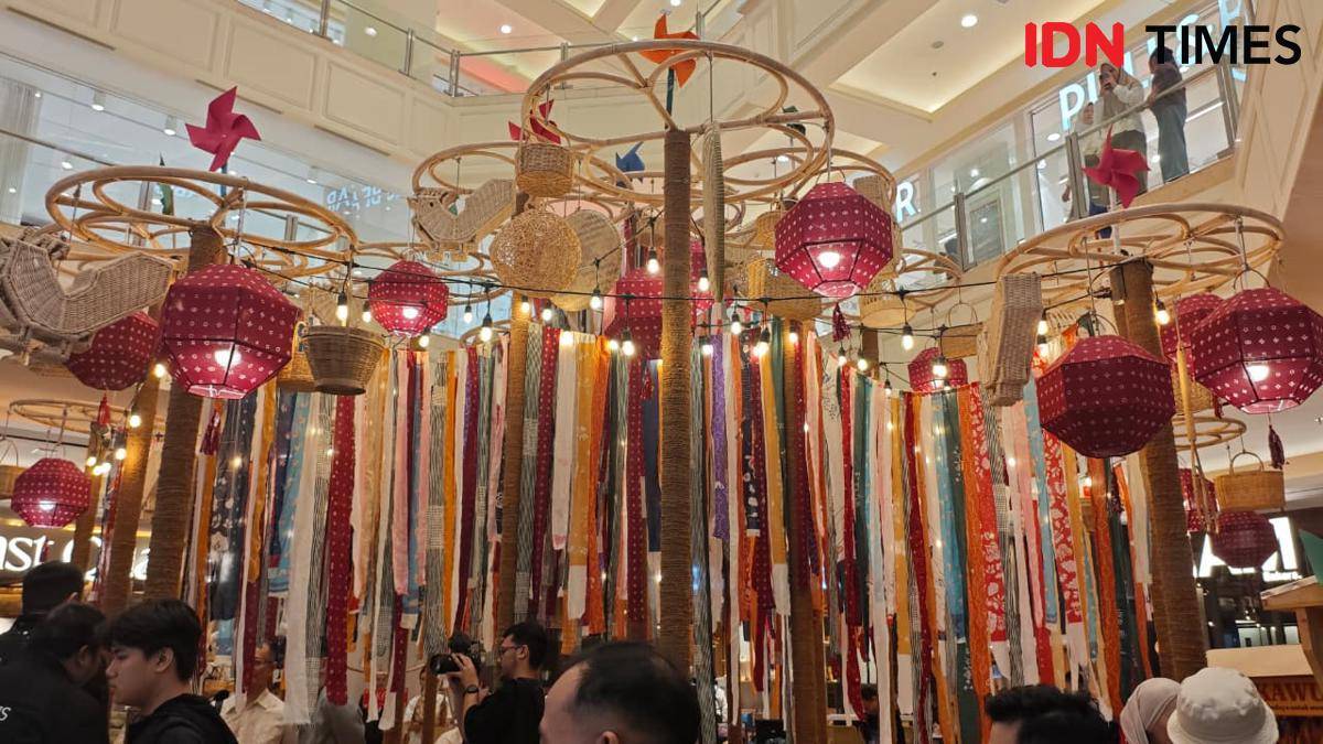 Pameran instalasi Pasar Kita pada Jumat (18/7/2025) di 7 A.M Bakers - Grand Indonesia East Mall. (IDN Times/Febriyanti Revitasari)