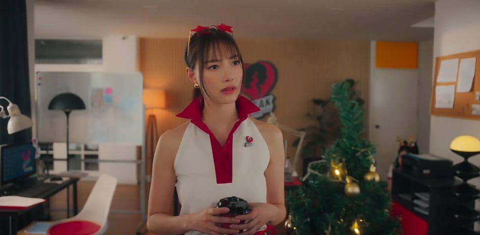 5 Proyek Akting JingJing Yu Di 2025 Ada Enigma Black Stage IDN Times 5 Proyek Akting JingJing Yu Di 2025 Ada Enigma Black Stage IDN Times