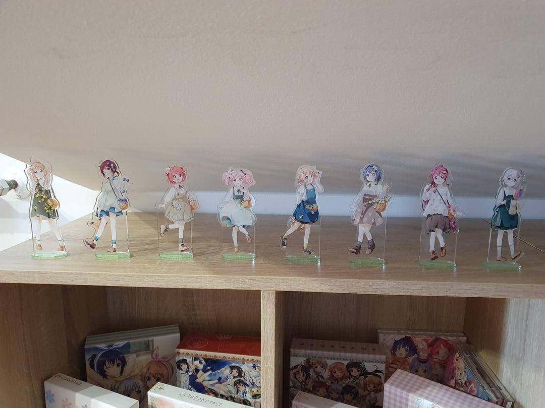 potret koleksi Yuru Yuri (reddit.com/user/Toshinomato)