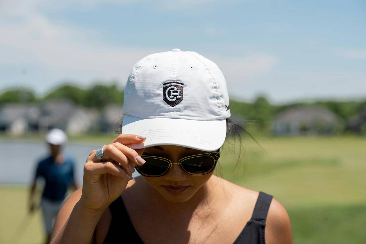 9 Ide Mempercantik Topi Polos, Jadi Lebih Kece!