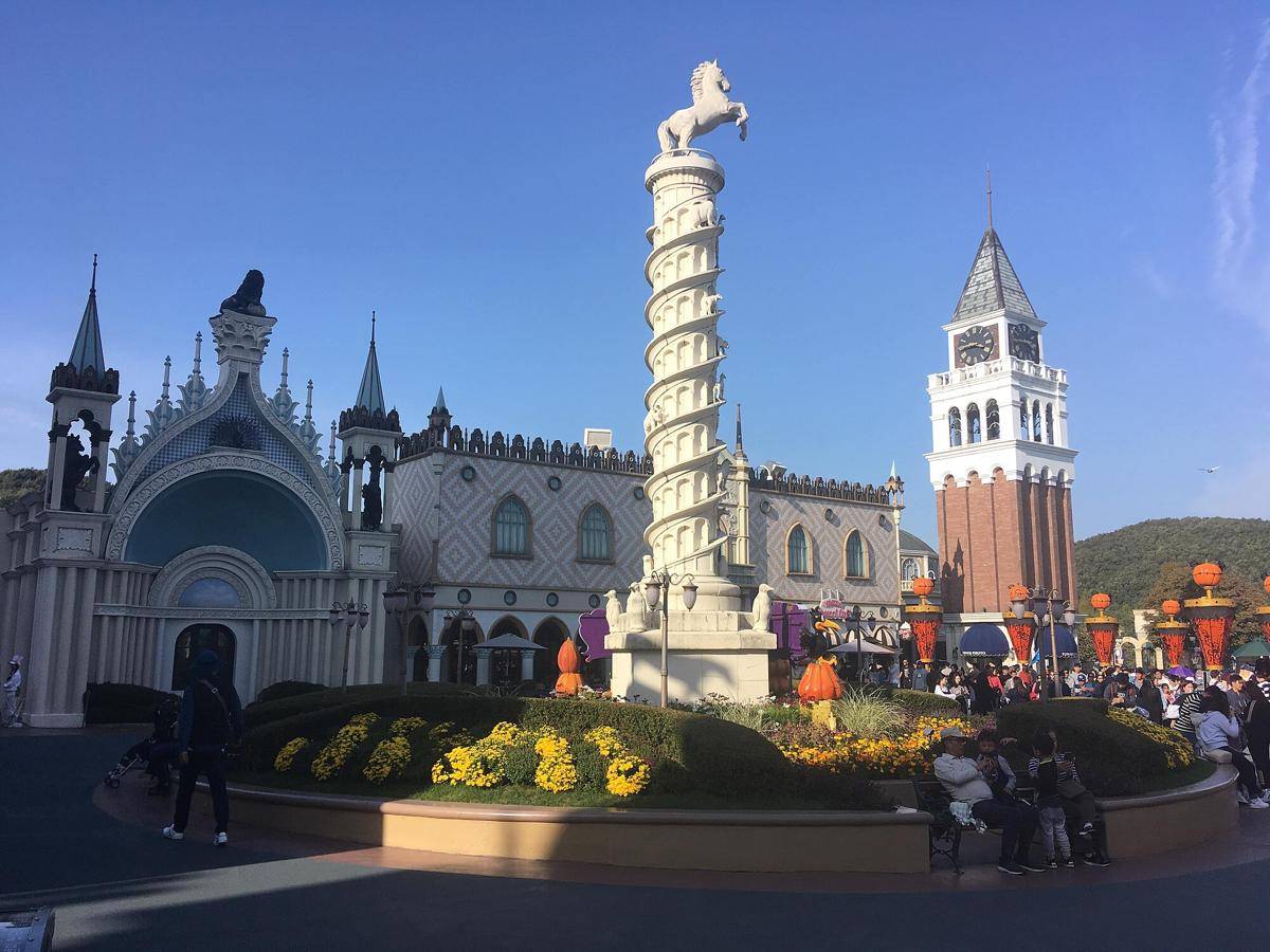 potret Everland Theme Park (commons.m.wikimedia.org/Christophe95)