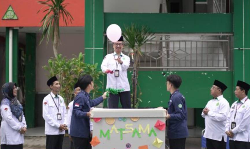 MAN 2 Malang.png