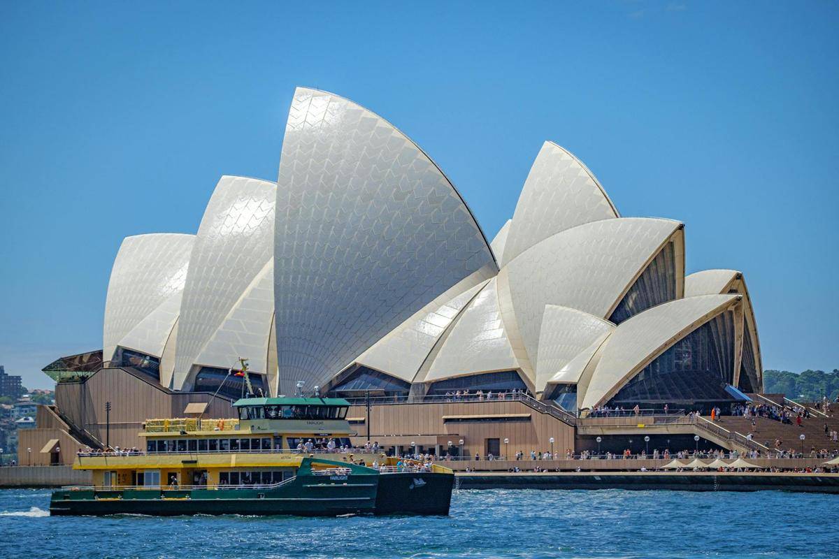 Sydney Opera House (pexels.com/Roy Ryu)
