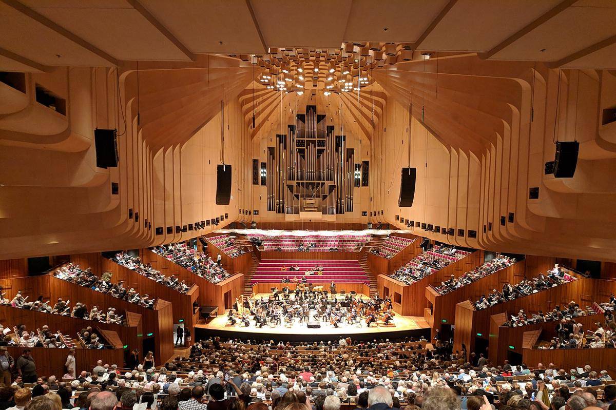 Sydney Opera House (commons.wikimedia.org/Nick-D)