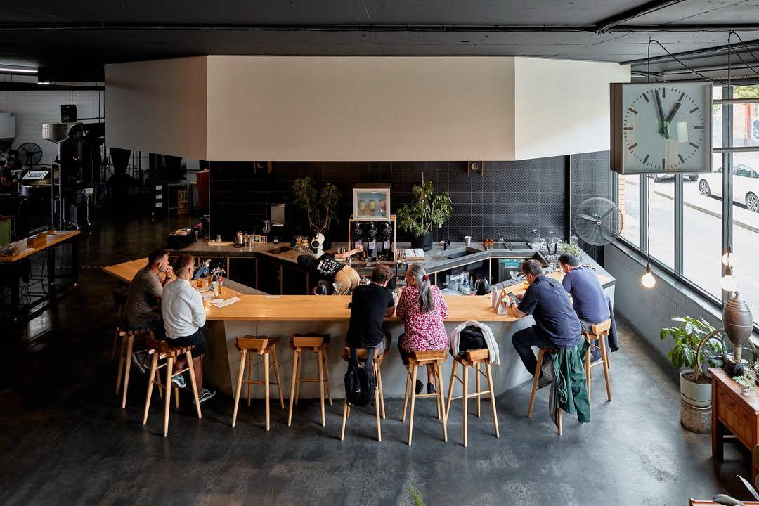 potret interior Aunty Peg's Cafe (instagram.com/auntypegsbypmc)