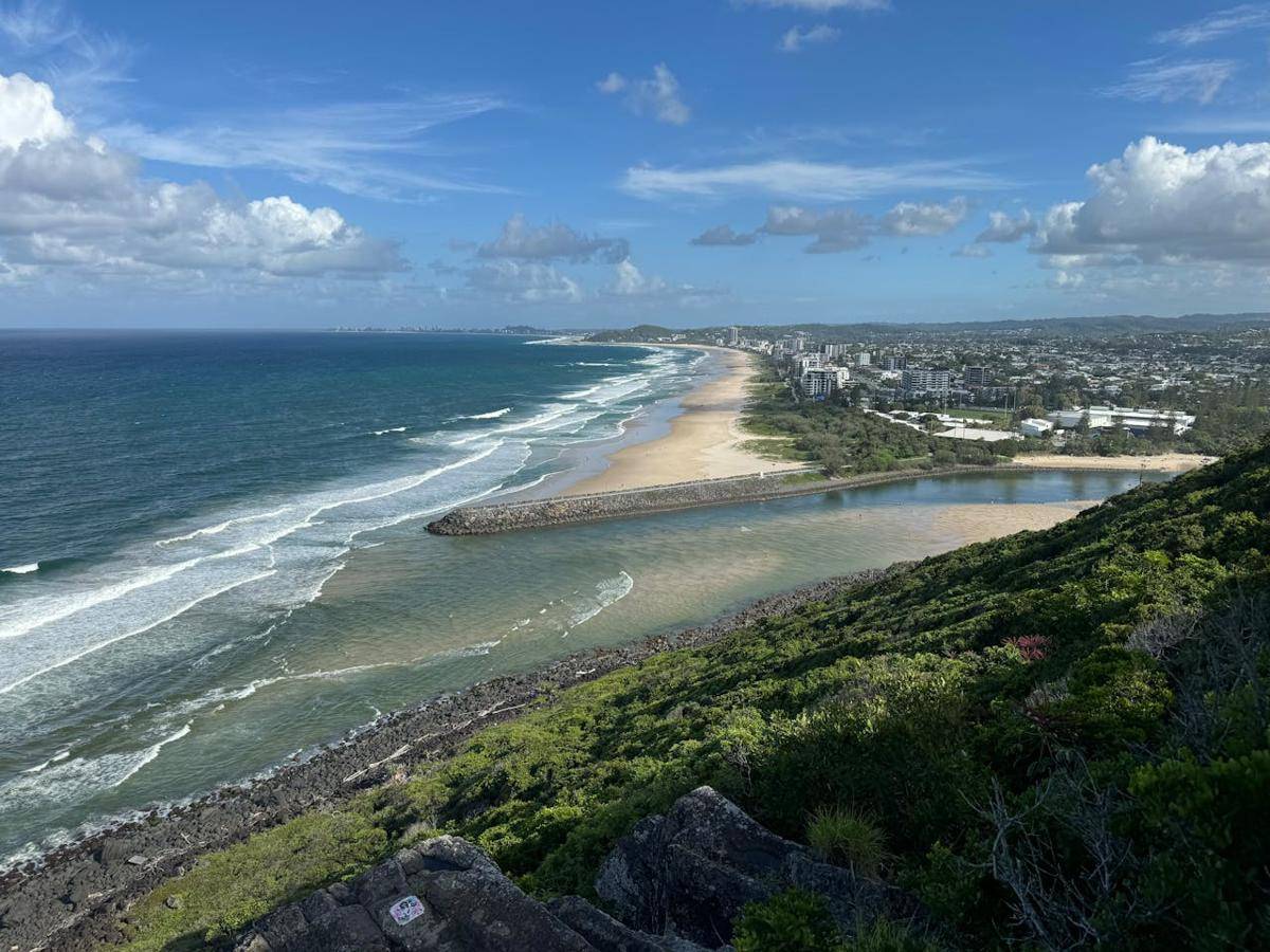 ilustrasi Burleigh Heads Beach (pexels.com/Petra Nesti)