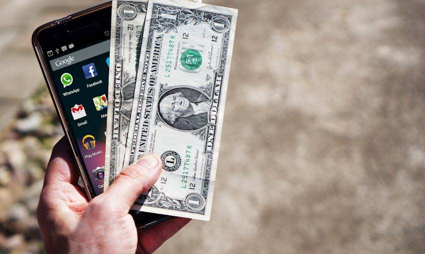 ilustrasi uang tunai