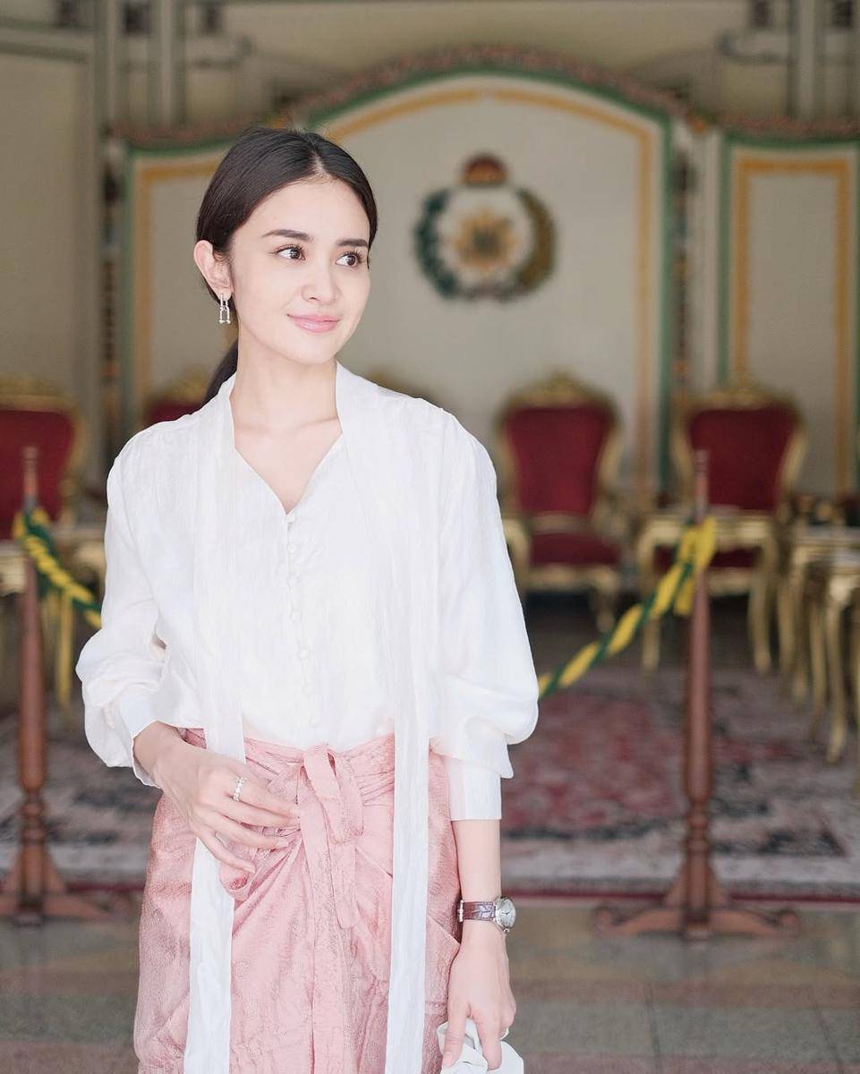 inspirasi hairstyle ala Michelle Ziudith (instagram.com/michelleziu)