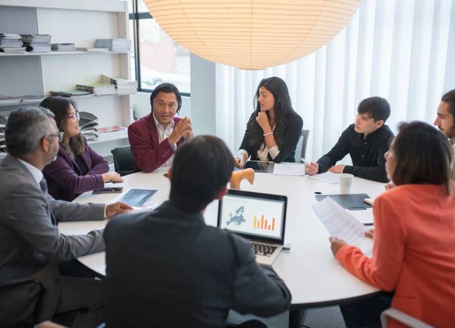 illustrasi meeting (pexels.com/Kampus Production)