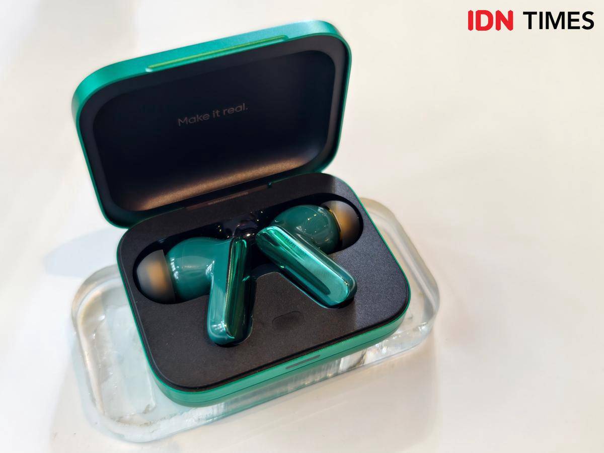 realme Buds Air7 Pro (IDN Times/Fatkhur Rozi)