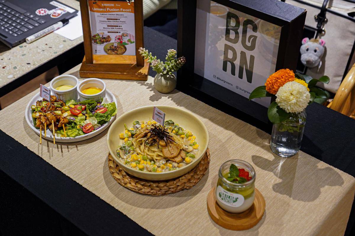 Potret menu Kolaborasi Yummy dan Burgreens,  Burgreens Flagship Store, Menteng, Jakarta Pusat