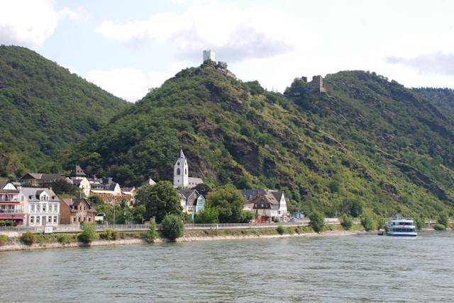 Sungai Rhine, Jerman (unsplash.com/J M Fisher)