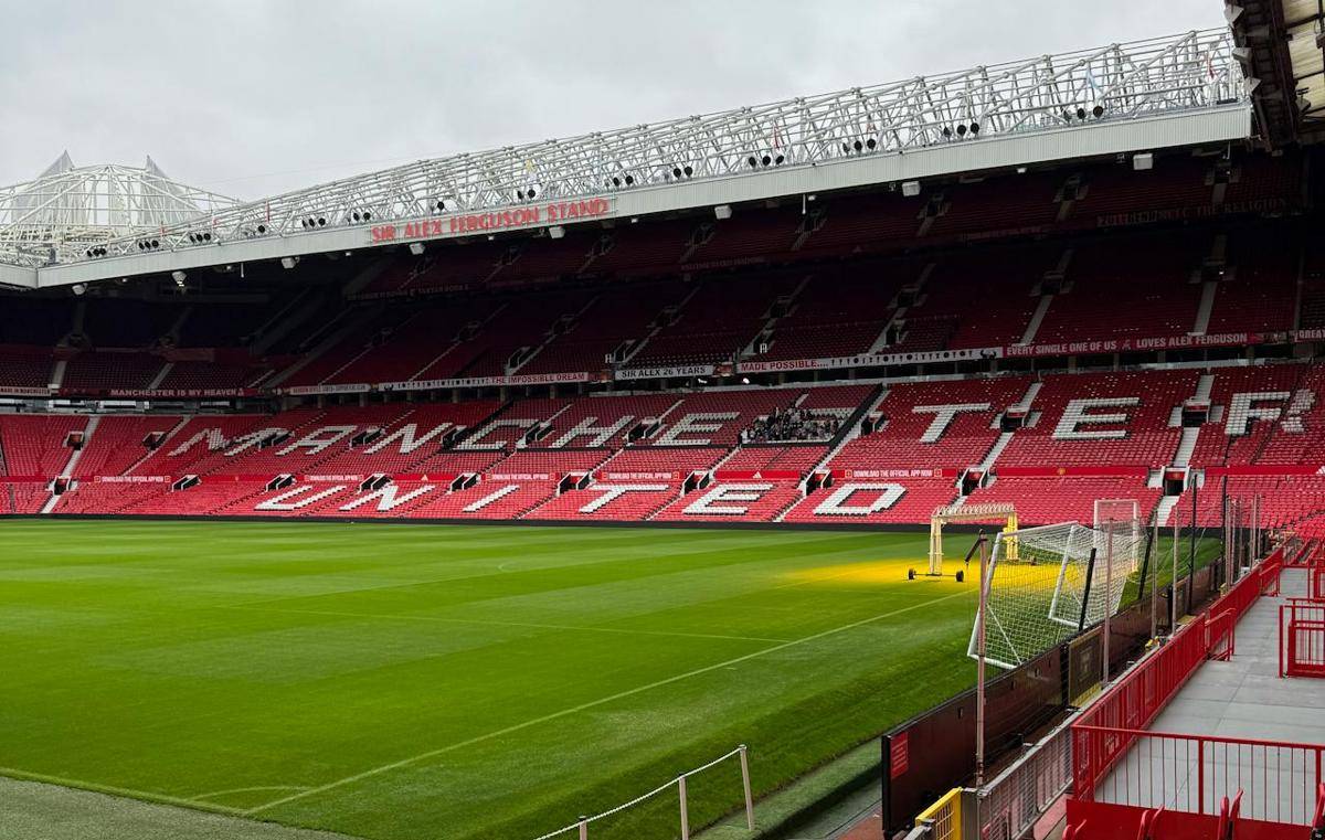 Ilustrasi stadion Manchester United (pexels.com/carlos-wathome)