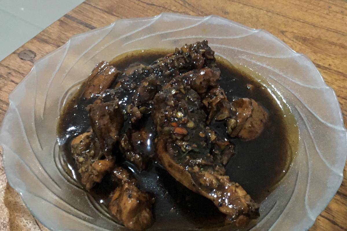 Resep Balungan Ayam Lada Hitam, Pedas Gurih Bikin Nagih!