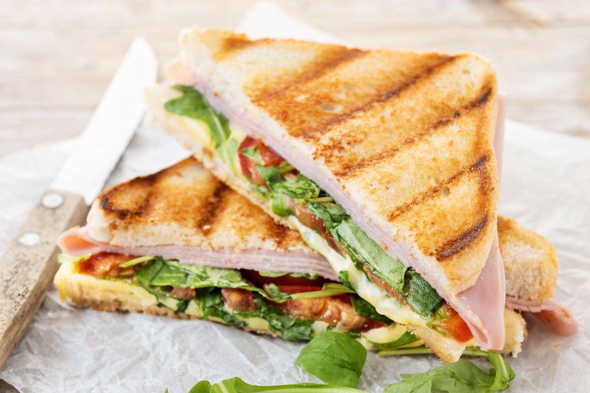 5 Cara Bikin Sandwich Rumahan yang Enak dan Gak Bikin Bosan