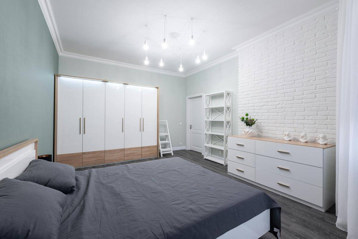 ilustrasi kamar tidur (pexels.com/Max Vakhtbovycn) 