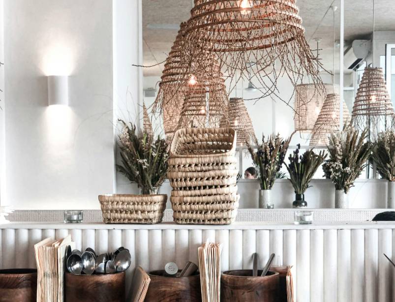 illustrasi furnitur anyaman (pexels.com/Vincent Rivaud)