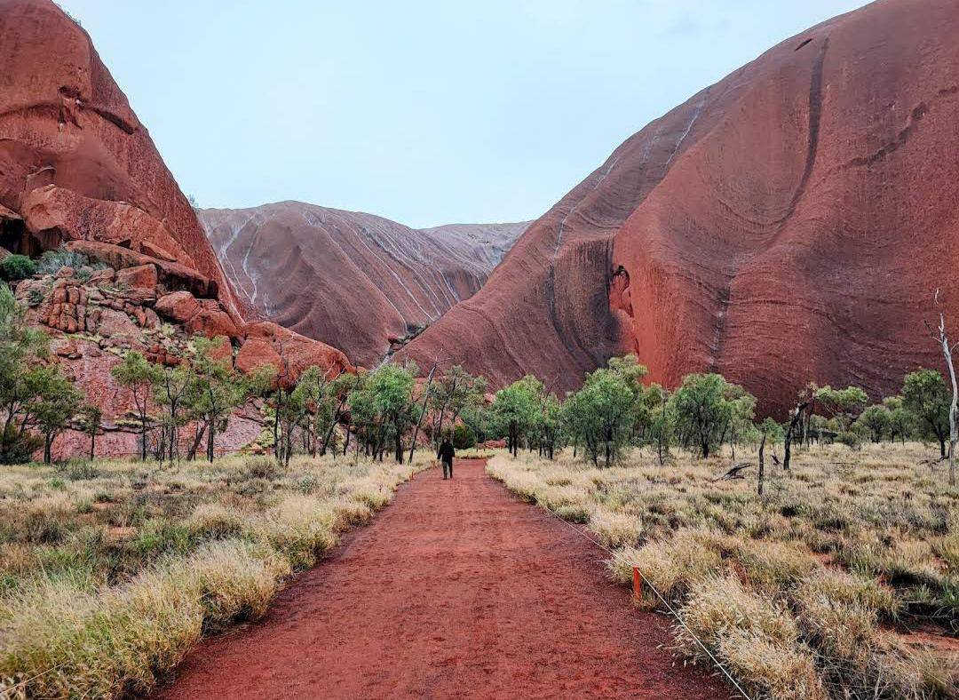 potret Uluṟu-Kata Tjuṯa National Park