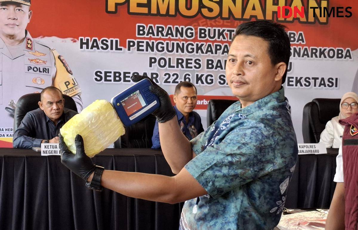 Polres Banjarbaru Musnahkan 22,6 Kg Sabu