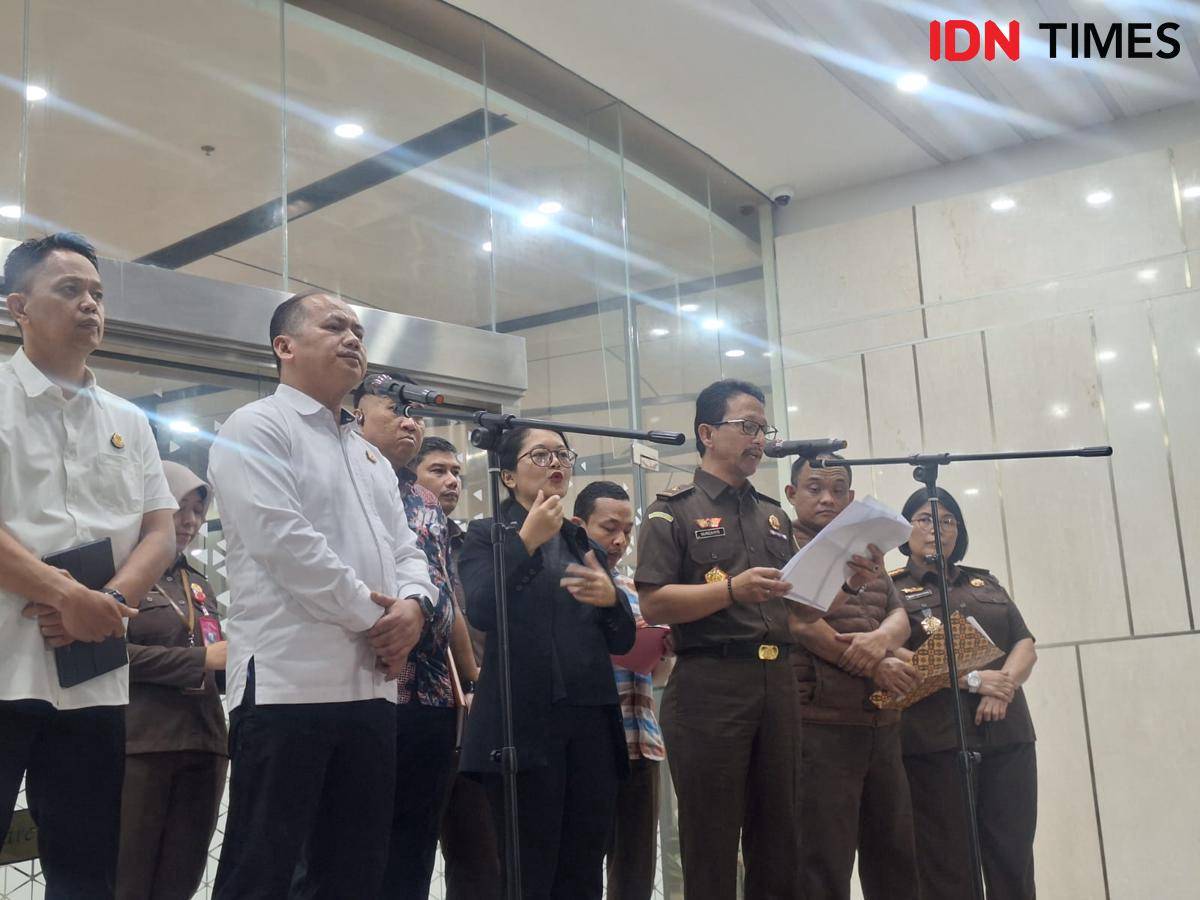 Kejagung umumkan 8 tersangka baru kasus korupsi Sritex (IDN Times/Lia Hutasoit)