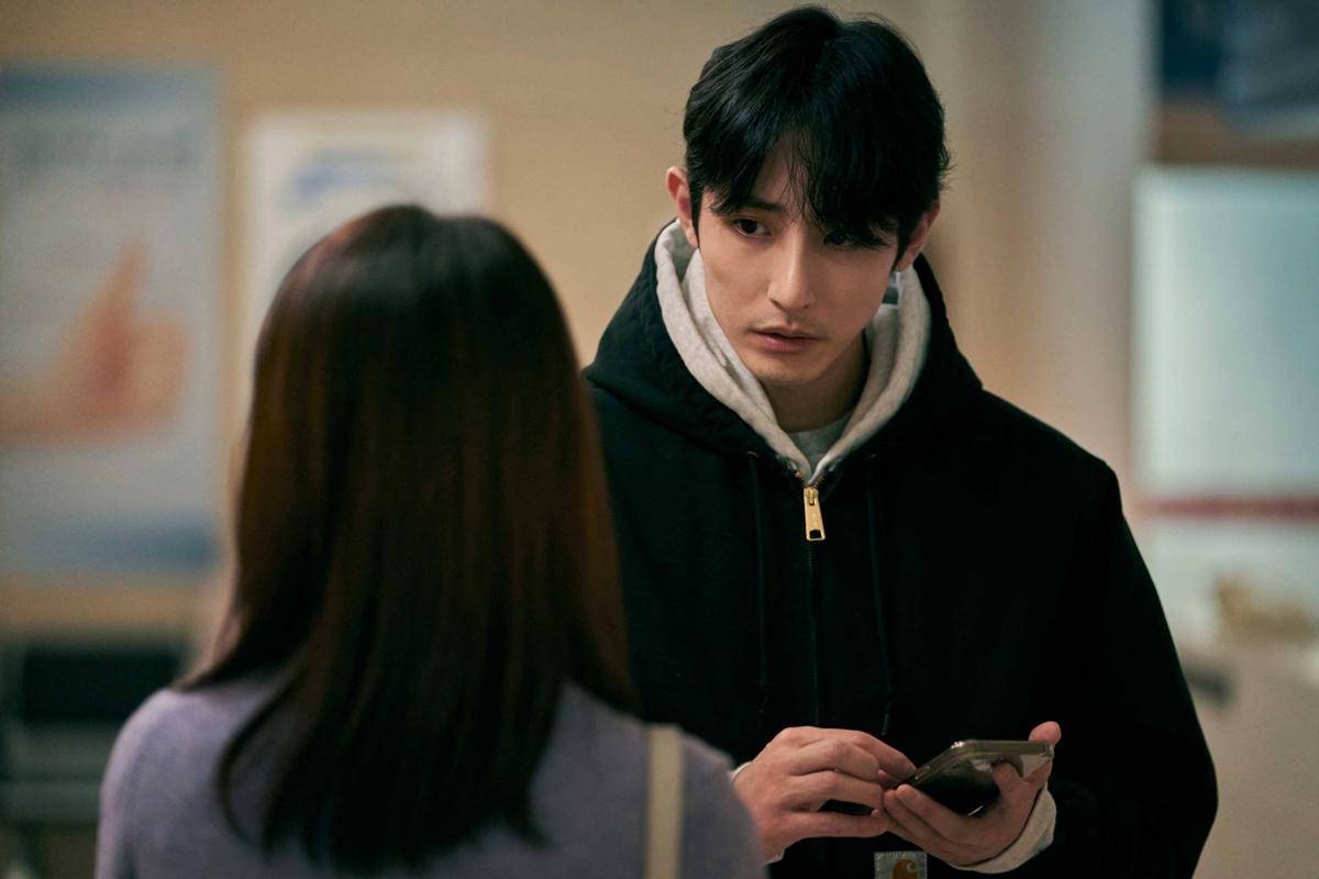 5 Film Lee Soo Hyuk yang Gak Kalah Seru dari Dramanya