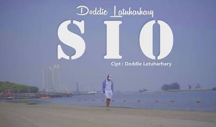thumbnail video klip Sio (youtube.com/Doddie Latuharhary)