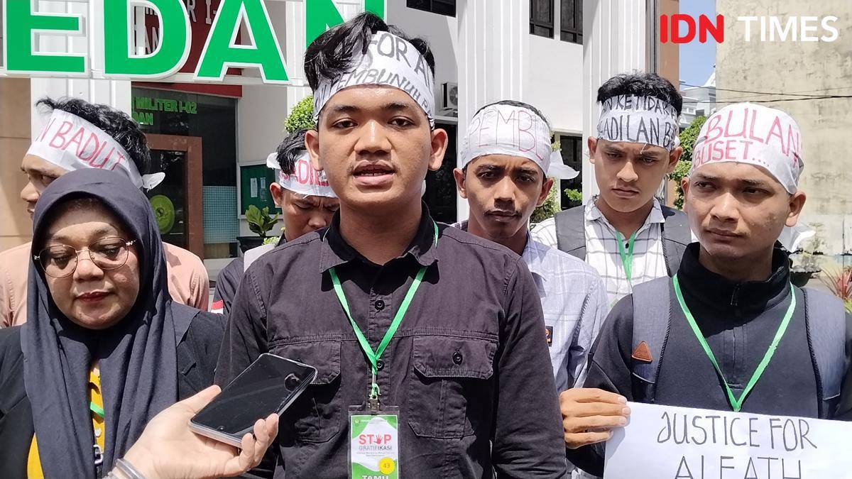 Persidangan TNI Bunuh Remaja, Aktivis HAM di Medan Lakukan Aksi Simbolik