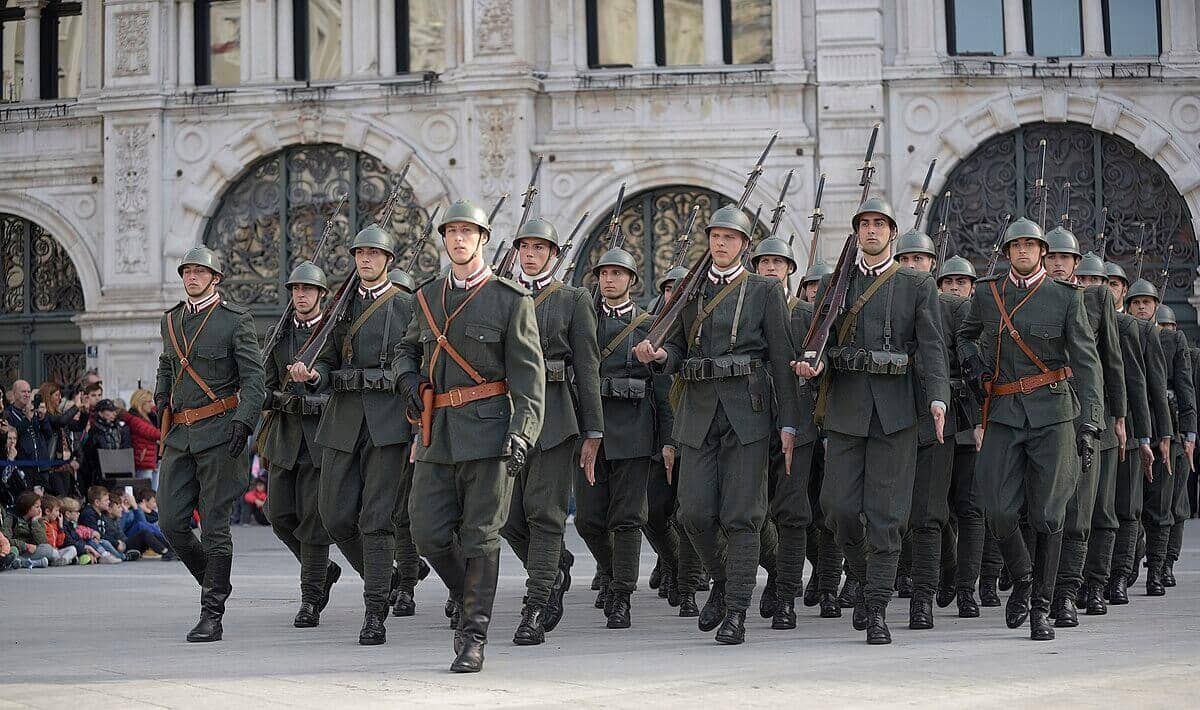 ilustrasi militer Italia (commons.wikimedia.org/www.esercito.difesa.it)