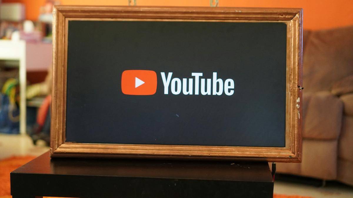 ilustrasi YouTube (Unsplash/Hamed Taha)