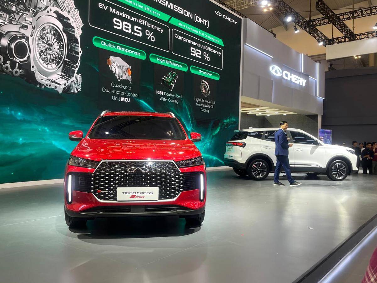Chery Luncurkan Tiggo Cross Turbo dan Hybrid Sekaligus di GIIAS 2025