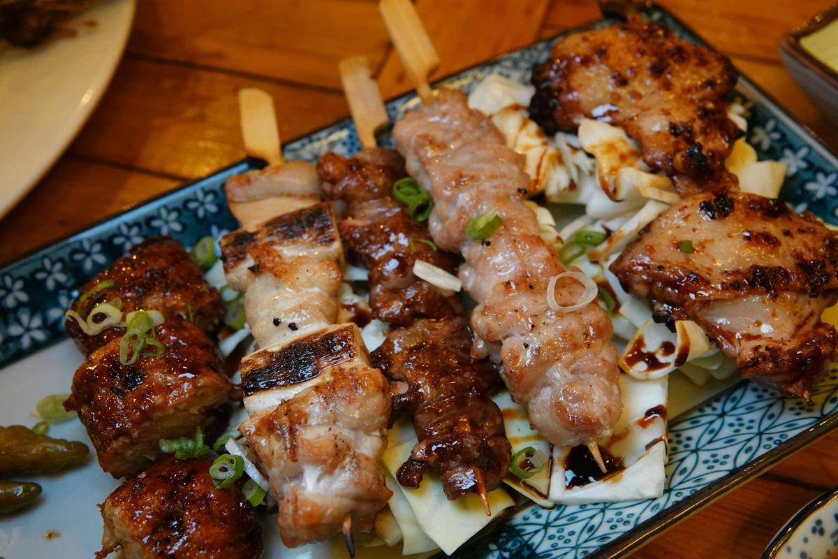 ilustrasi yakitori