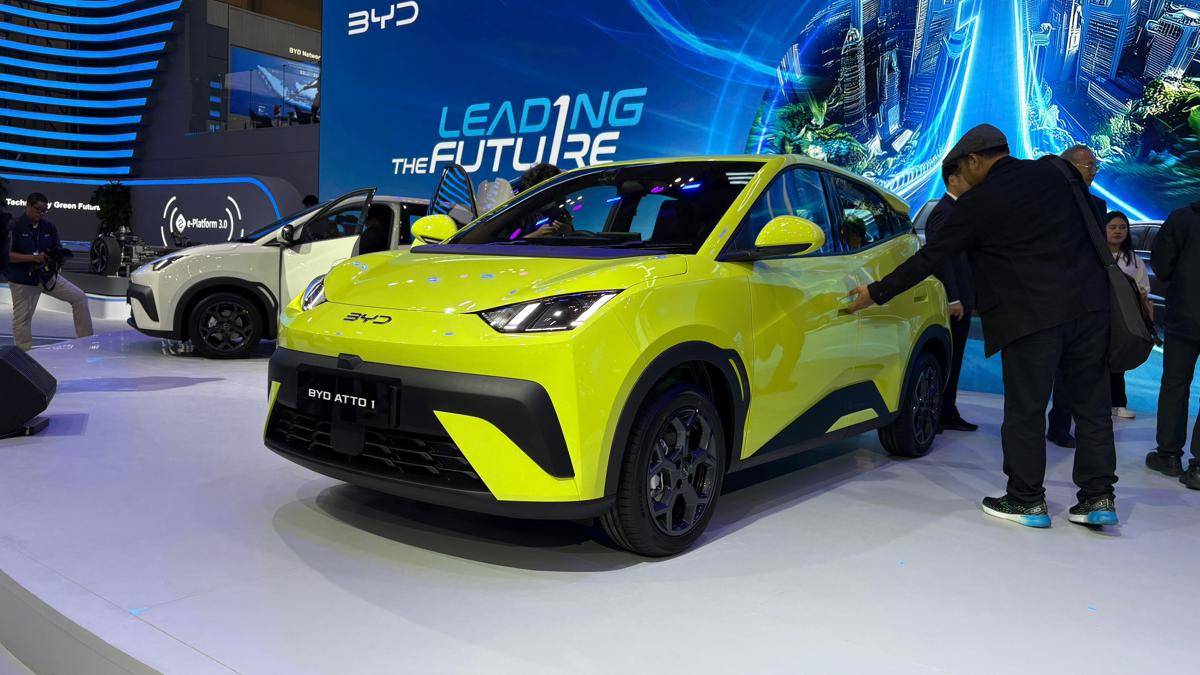 BYD Atto 1 Melantai di GIIAS 2025, Harganya Mulai Rp195 Juta!