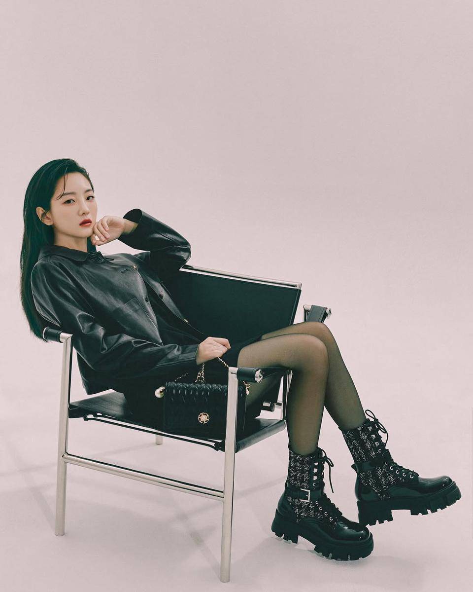 Mix and Match Boots ala Cho Yi Hyun
