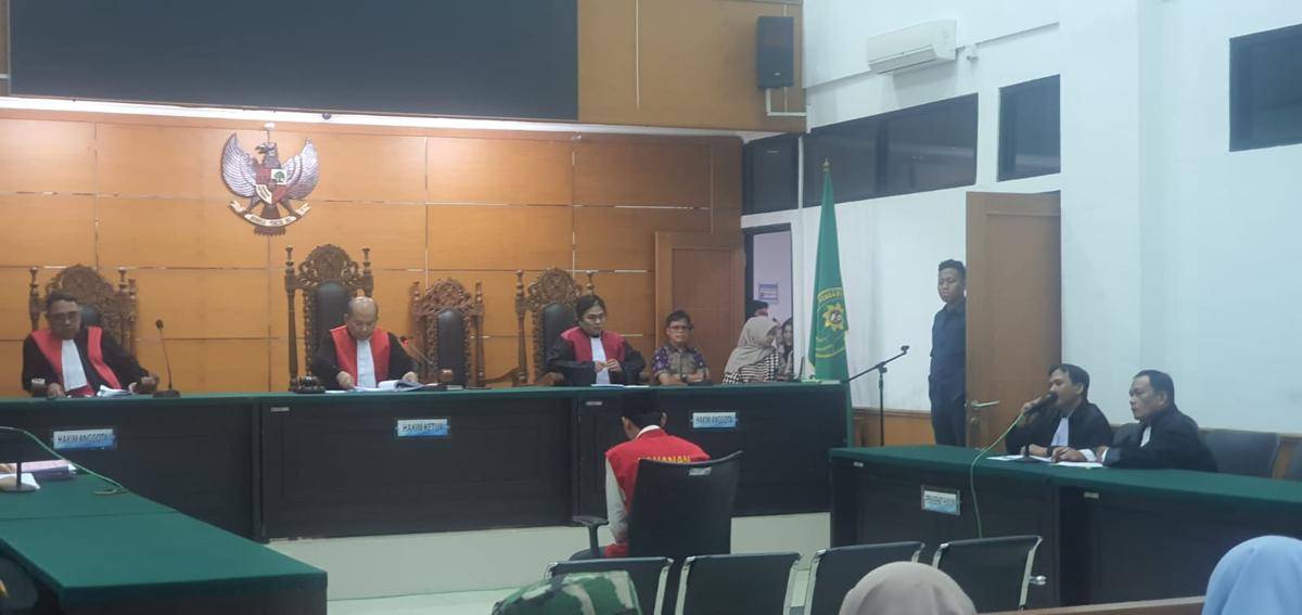 Terdakwa mutilasi saat memberikan keterangan di persidangan (Dok. Khaerul Anwar)