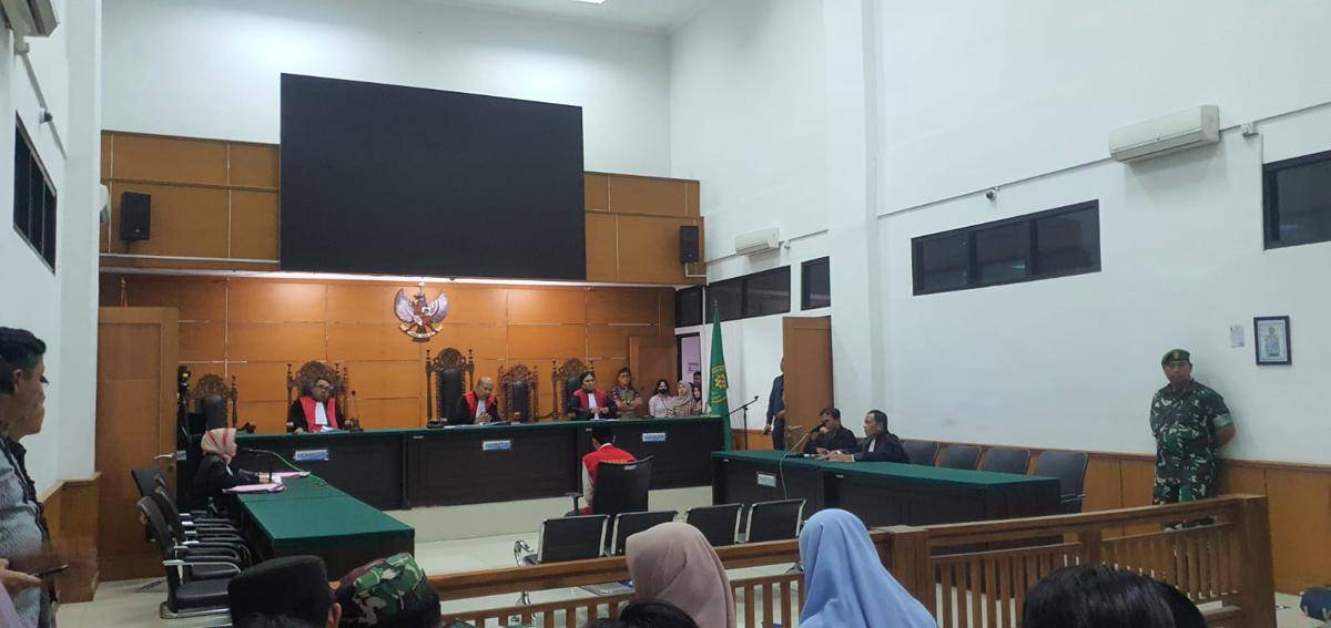Terdakwa mutilasi saat memberikan keterangan di persidangan (Dok. Khaerul Anwar)