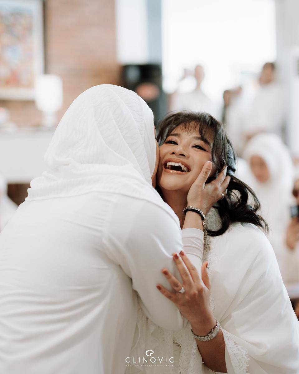 pengajian anak Ikke Nurjanah jelang menikah (Instagram.com/adirakania)