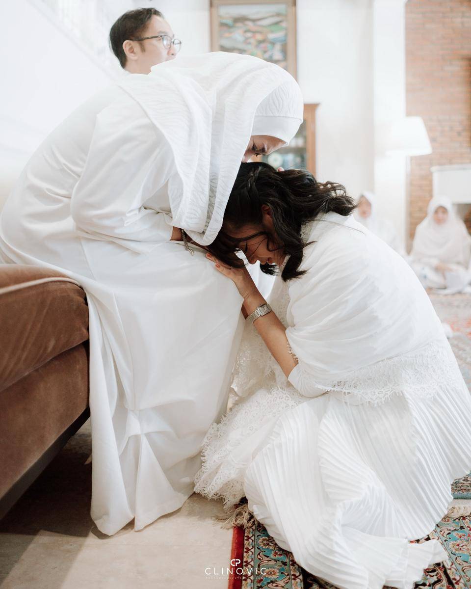pengajian anak Ikke Nurjanah jelang menikah (Instagram.com/adirakania)