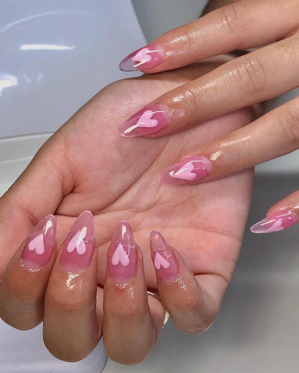 inspirasi Rose Water Nails (instagram.com/nailedbycris)