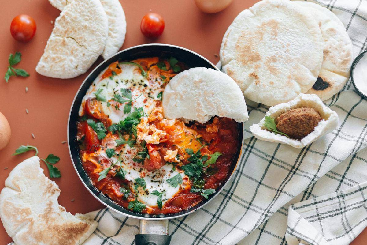 ilustrasi shakshuka khas Timur Tengah (pexels.com/Nataliya Vaitkevich)