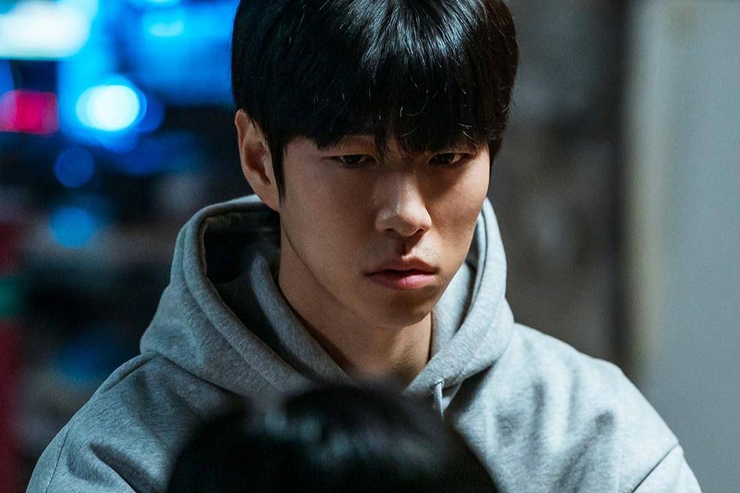 still cut drakor The Defects (instagram.com/channel.ena.d)