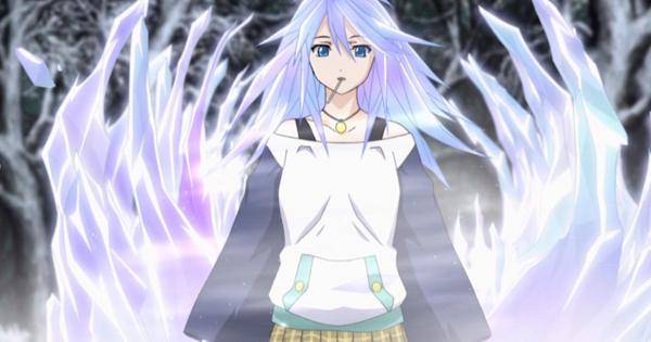 Mizore Shirayuki, yuki-onna penguntit - Rosario + Vampire