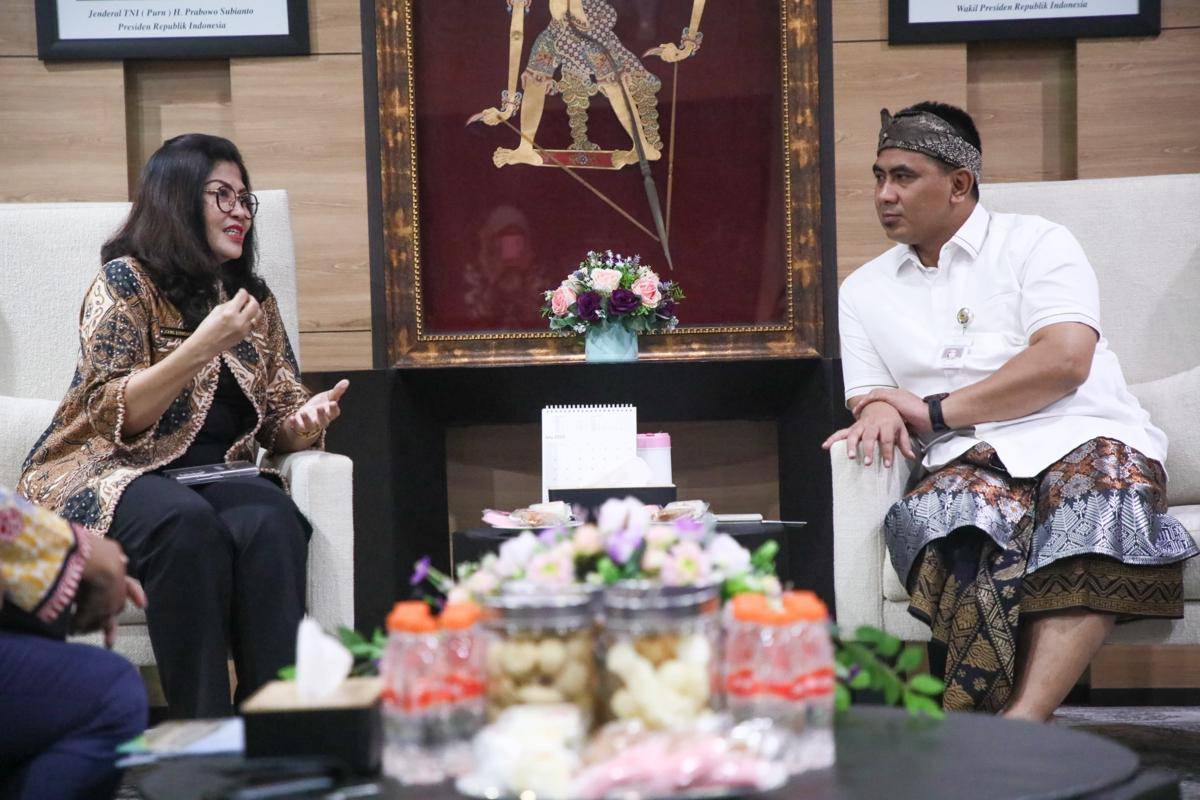 Gus Yasin: Influencer Harus Tahu Batasan sesuai UU ITE!