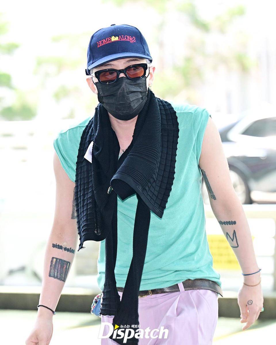 G-Dragon (instagram.com/koreadispatch)