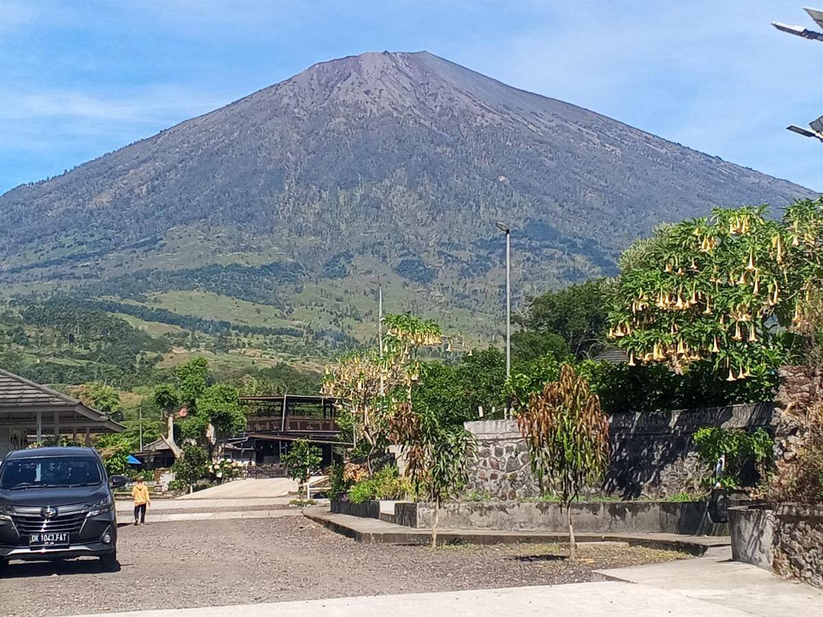 Pendakian Ditutup, 956 Wisatawan Gagal Mendaki Gunung Rinjani 