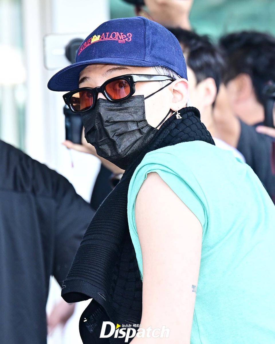 G-Dragon (instagram.com/koreadispatch)
