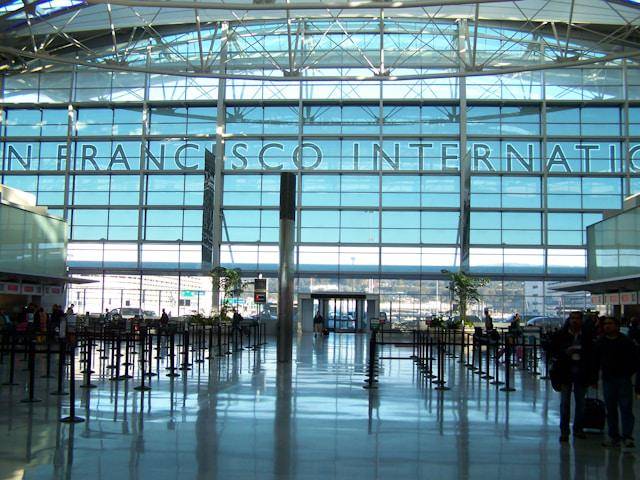 Potret San Francisco International Airport (unsplash.com/dukecullinan)