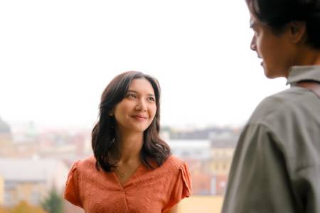 Sore ketika bertemu dengan Jo di Masa Lalu (dok. Cerita Film/ Sore: Istri dari Masa Depan)